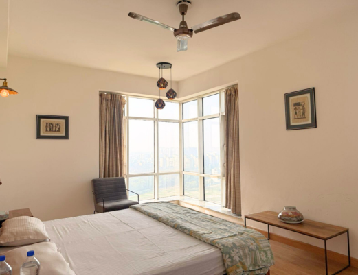 blue and white modern digital transformation presentation (318 x 318 px) (521 x 401 px) (4)